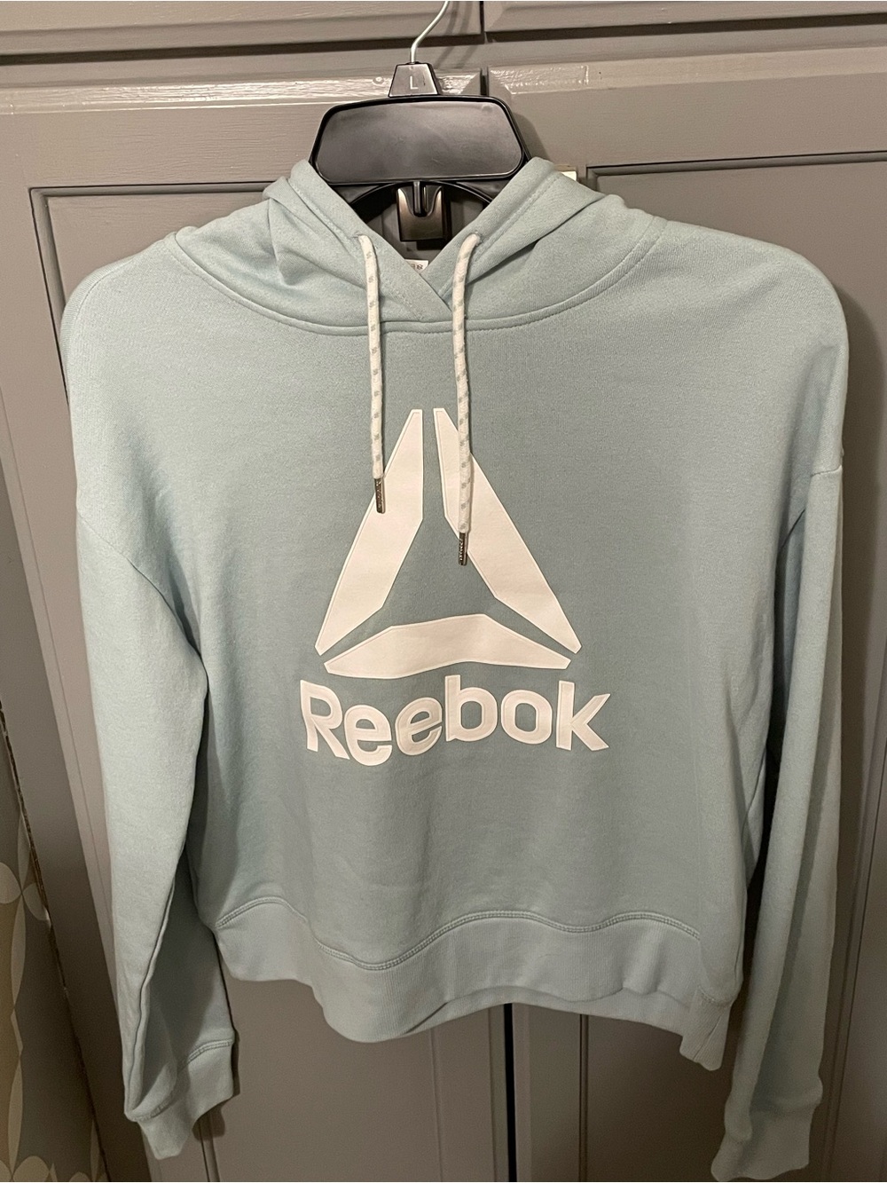 Women’s XS Reebok pullover hoodie light mint